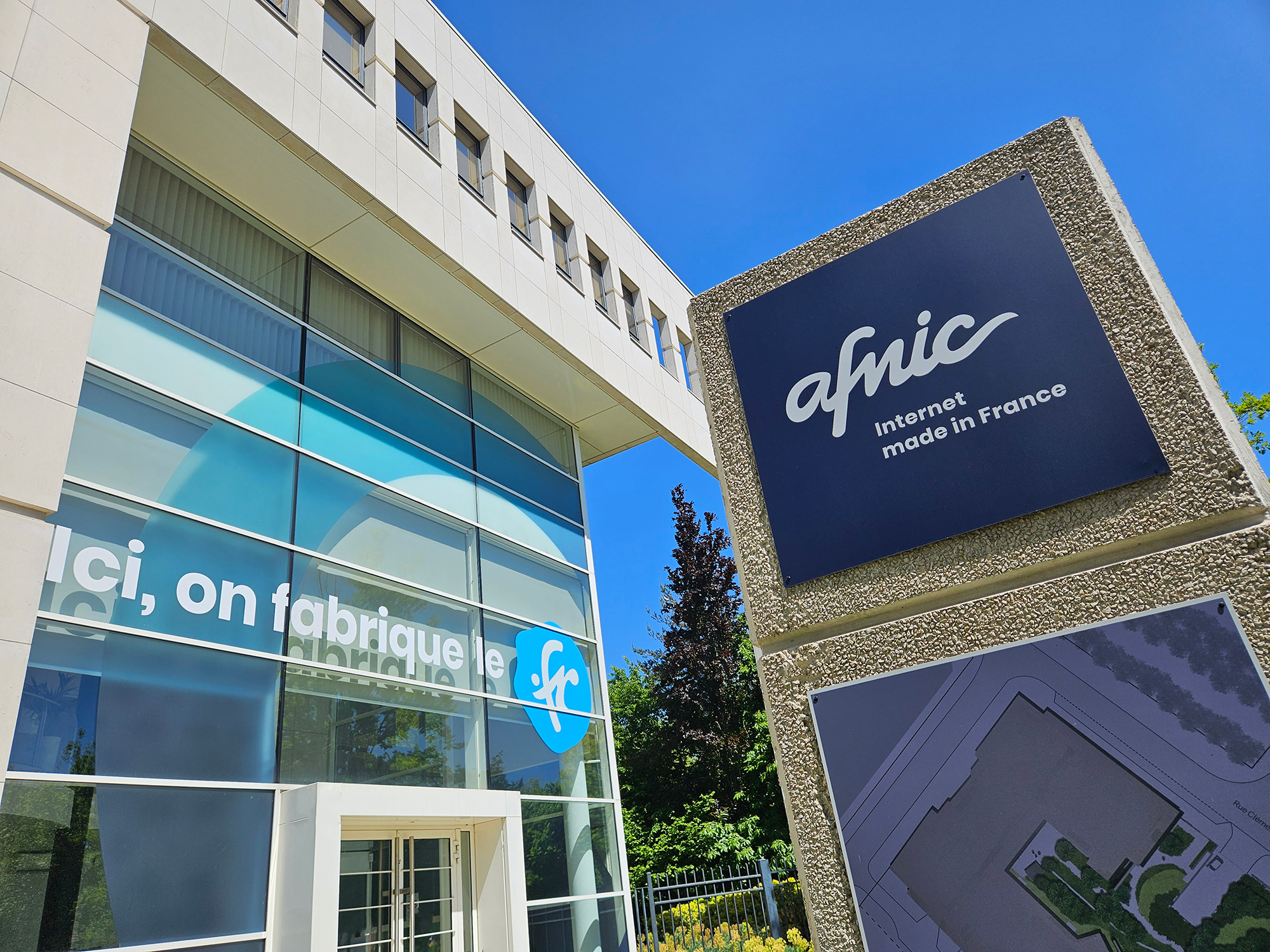 Locaux de l'Afnic à Guyancourt - Internet Made in France, Ici on fabrique le .fr